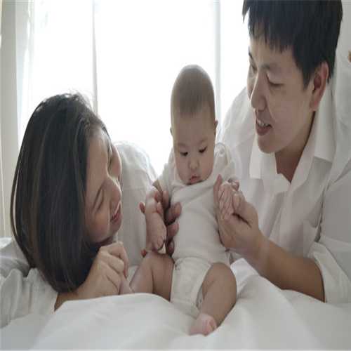 单身男 代孕-上海试管供卵中介骗局_夫妻多年怀不上,为啥领养孩子后就怀上娃